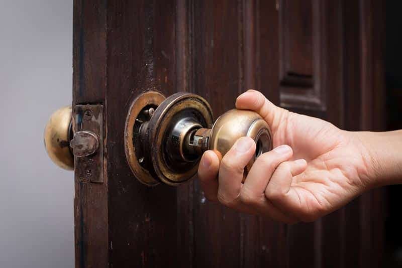 Schlüsseldienst in der Nähe: Wie schnell können Sie Hilfe bekommen?