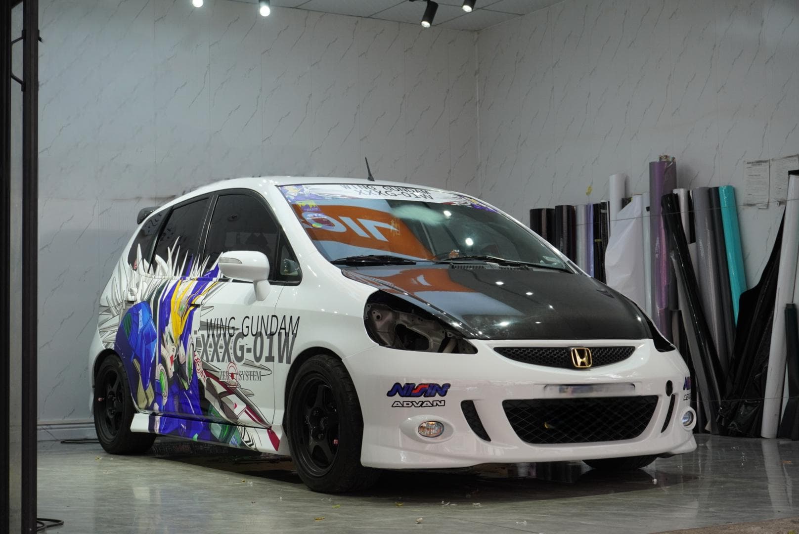 Joker Folierung trifft Anime – Der extravagante Look für Ihr Auto